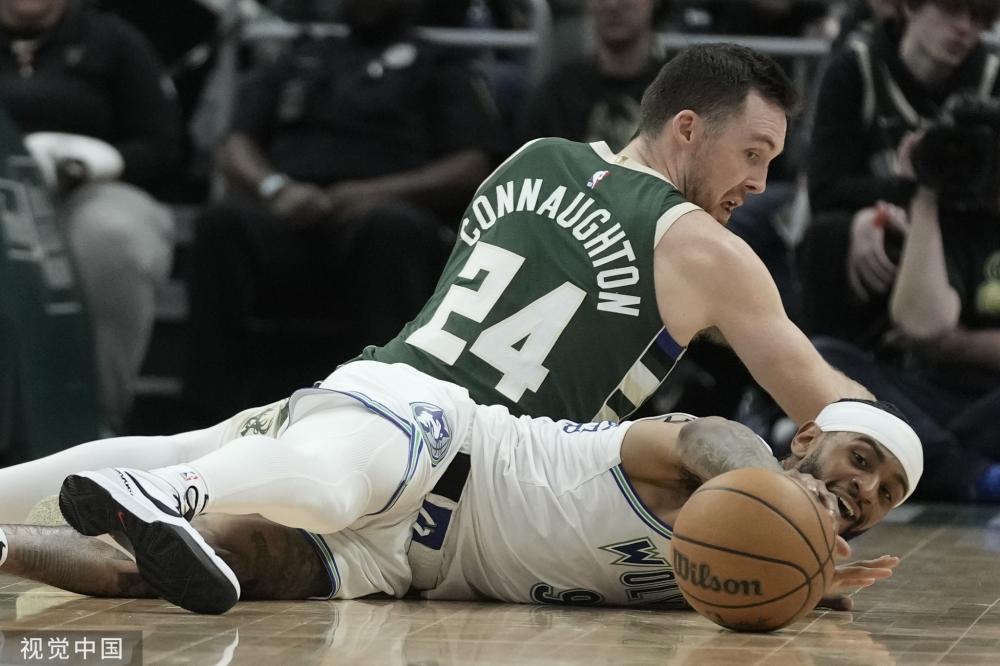 比分首先被 比分首先被