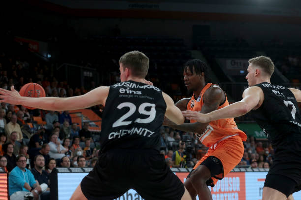 递了一个重 递了一个重