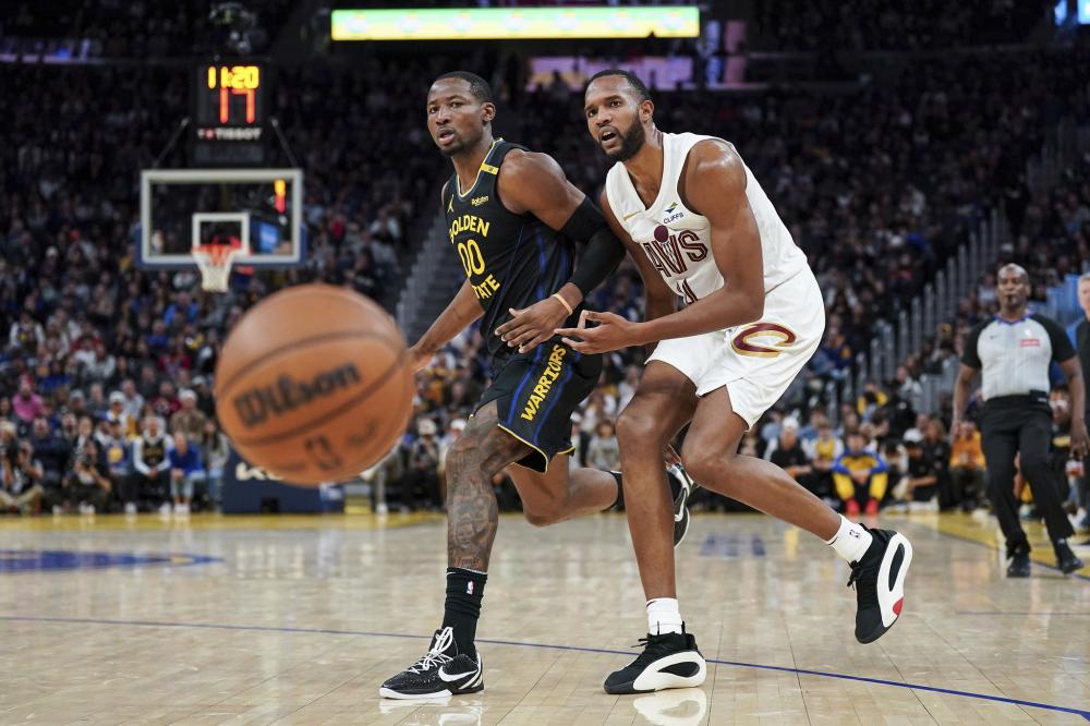 为何驱逐东 为何驱逐东