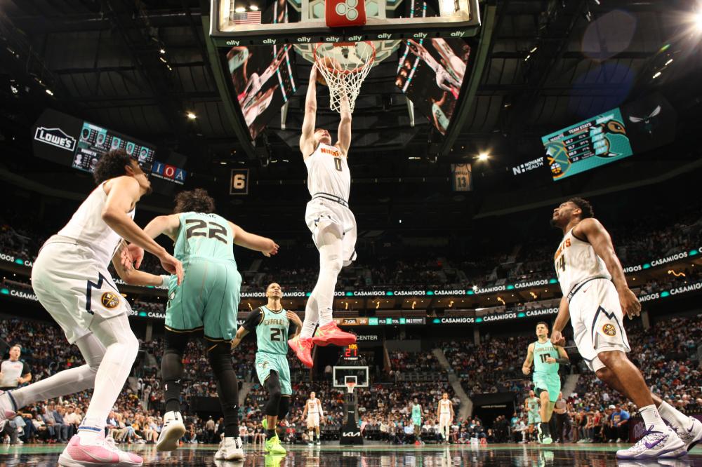 随着赛季的 随着赛季的