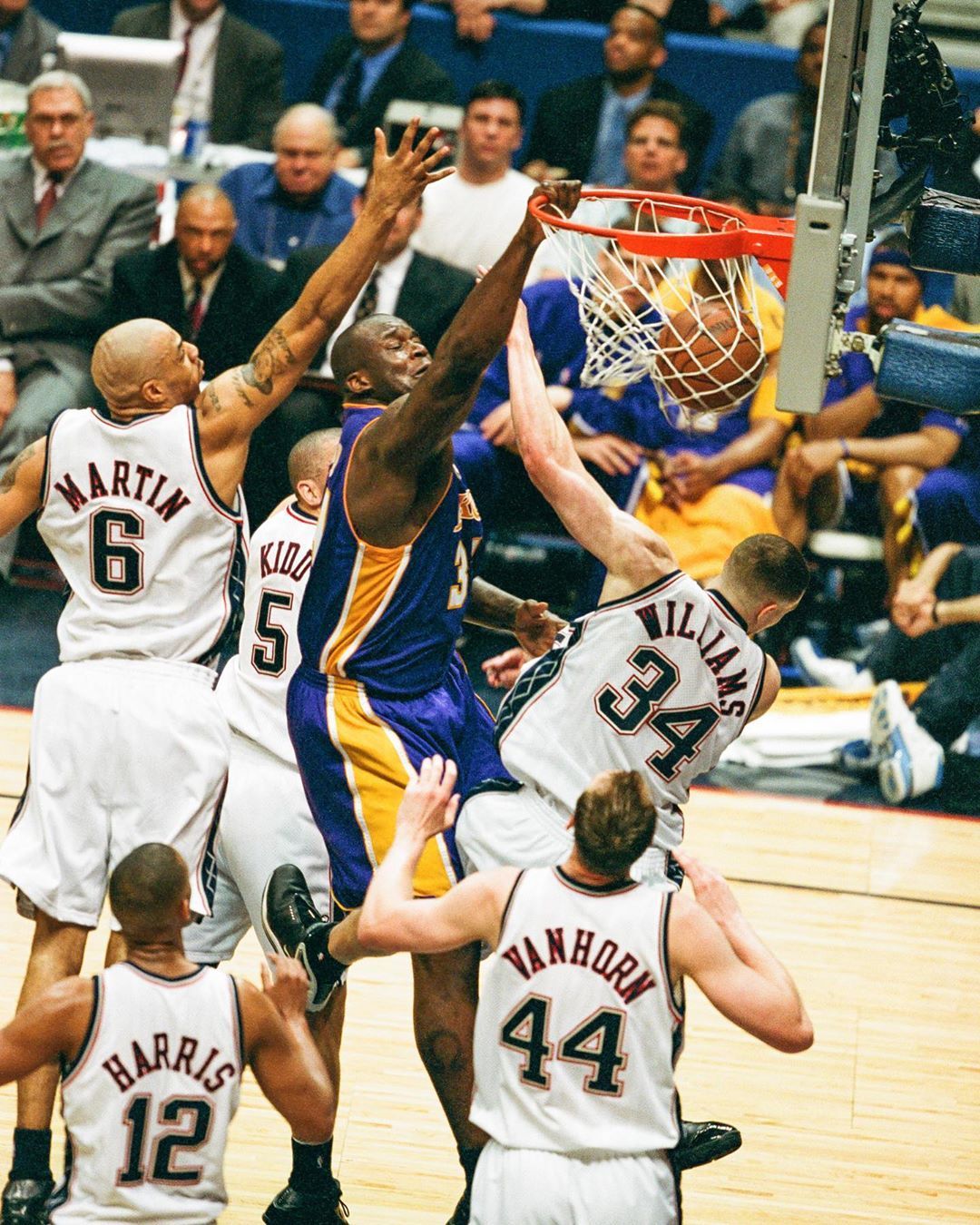 日益增强 日益增强